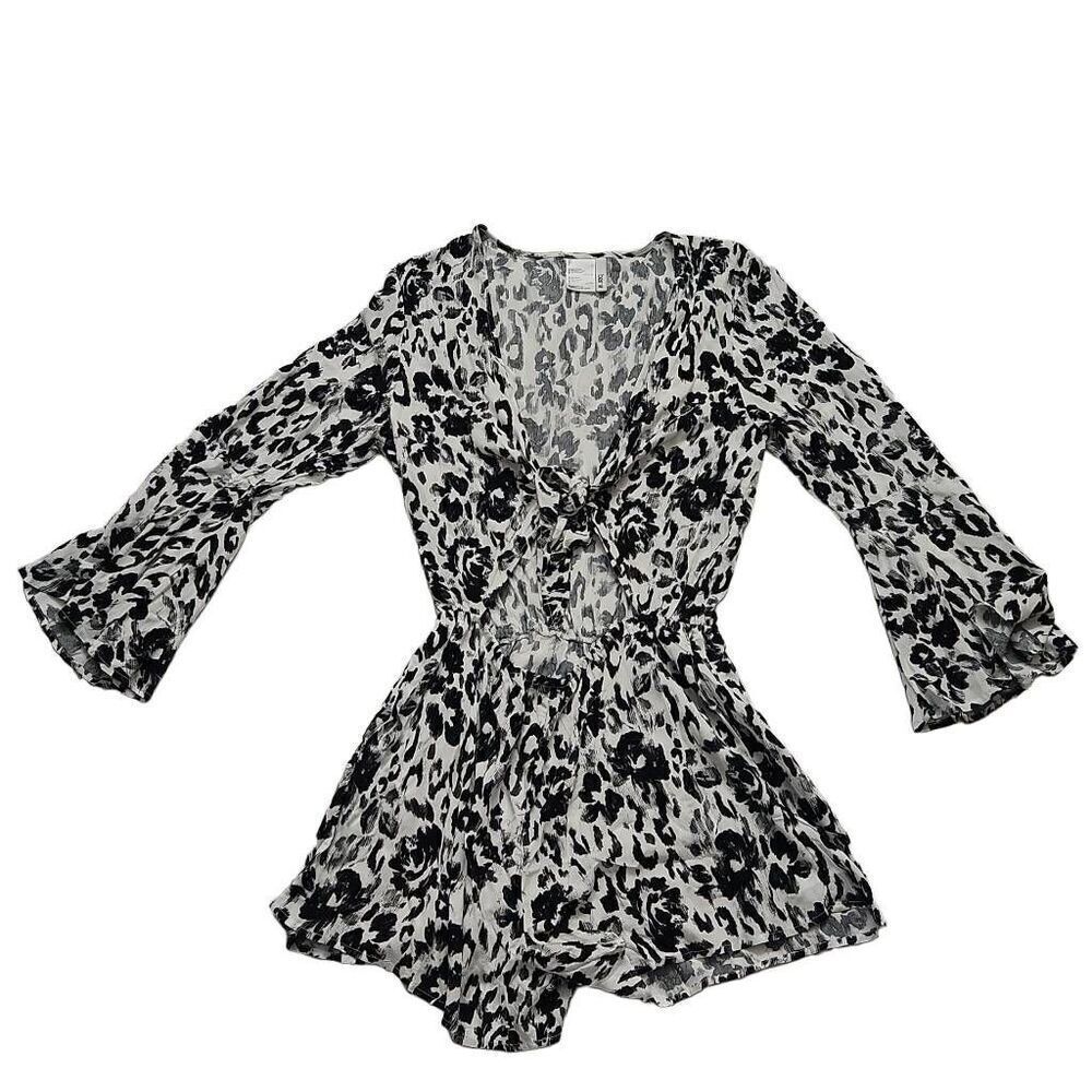 Bar III Women's Size Large White Black Spot Garden Tie Front Open Stomach Romper